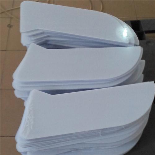 存储价格的回暖、高端产品布局以及AI服务器需求的爆发是推动业绩增长的主要因素