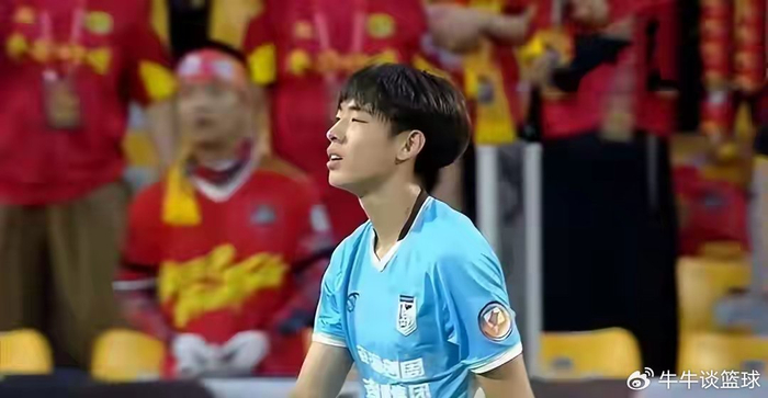 大连主场票务冷热不均背后：战绩不佳与赛程安