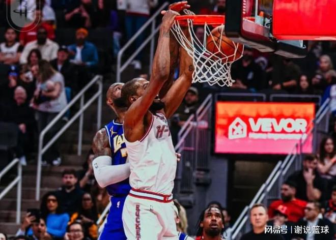 湖人季后赛首战全面爆发 肯纳德三分神射助阵