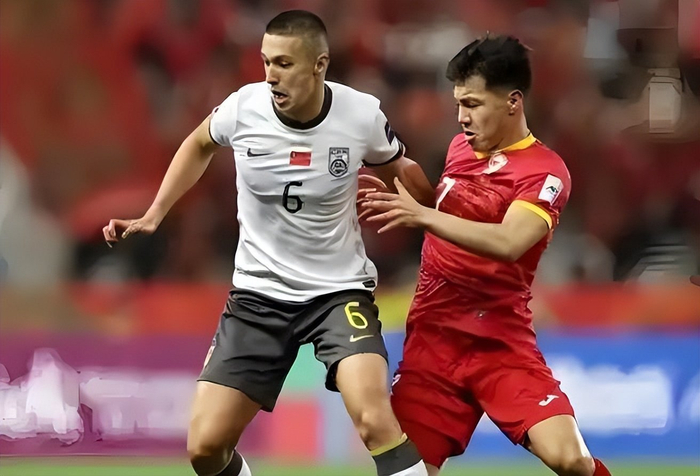 阿尔瓦罗加盟泰山队引热议 依木兰潜力待释放