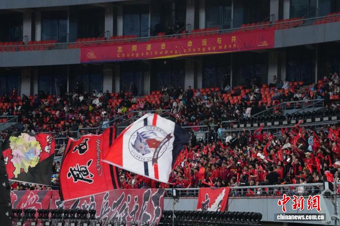 首届中国广西与越南五省市新春足球赛收官，广